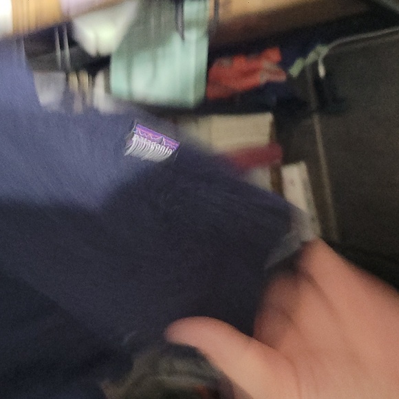 Patagonia Harvard Humanitarian Initiative Navy Blue Button-Up Shirt Size Large - Picture 6 of 7